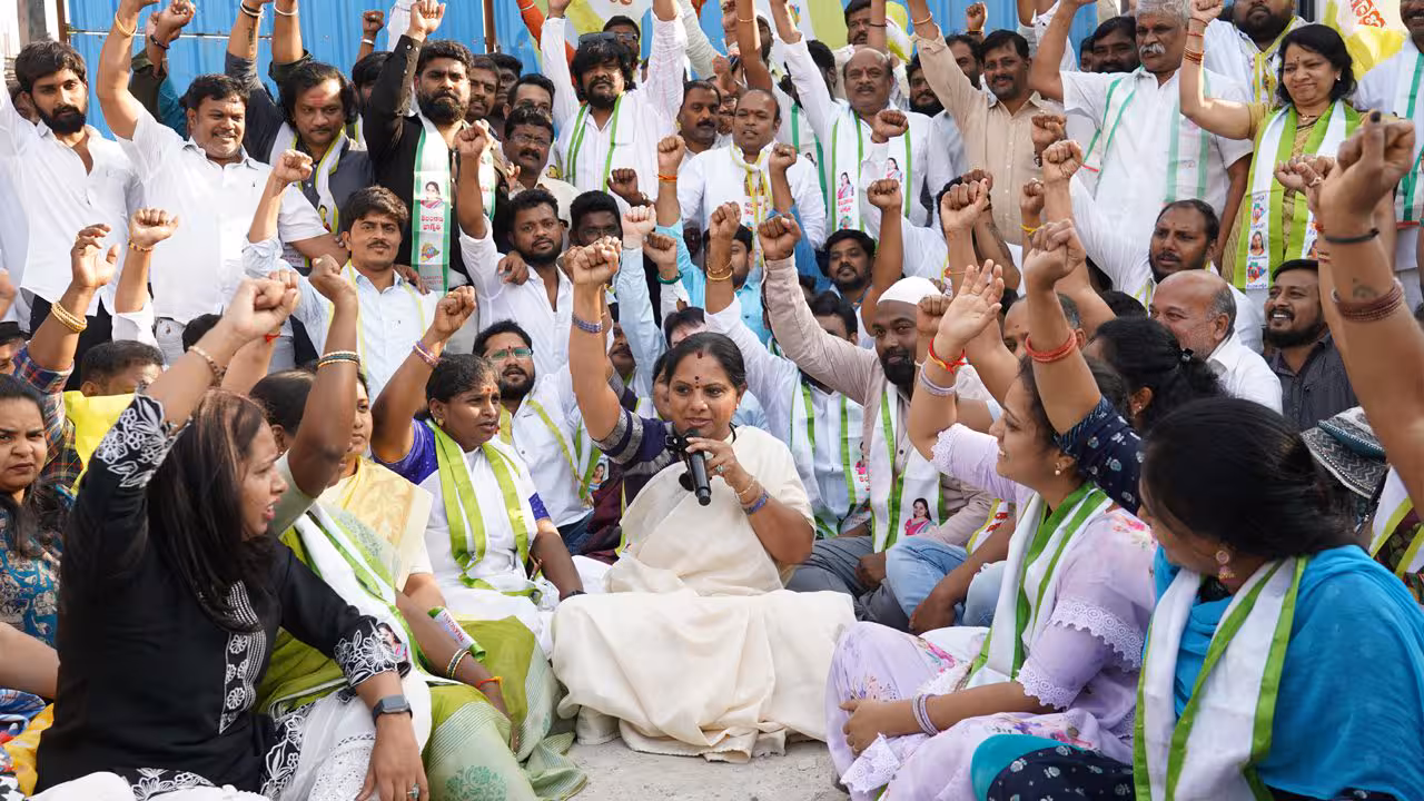 Kavitha | మహిళా బిల్లుకు డీలిమిటేషన్ బిల్లును లింక్ చేయడం పెద్ద కుట్ర: కల్వకుంట్ల కవిత