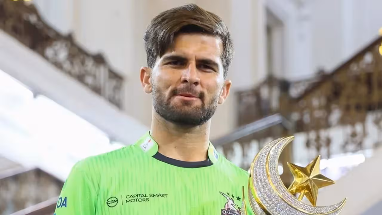 PSL 2026 | భద్రతా నిబంధనలు ఉల్లంఘించాడని ఆరోపణలు.. షాహీన్ ఆఫ్రిదికి రూ.10లక్షల జరిమానా..
