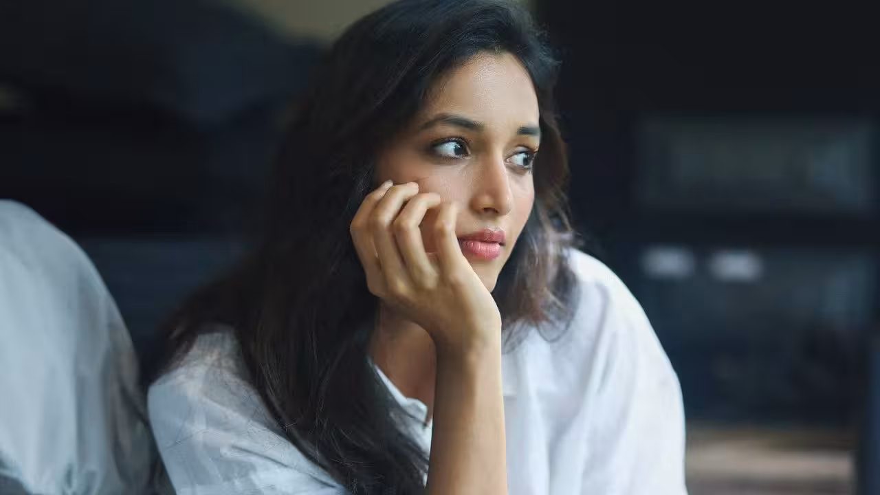 Srinidhi Shetty | ఆదర్శ కుటుంబంపైనే శ్రీనిధి ఆశలు..!