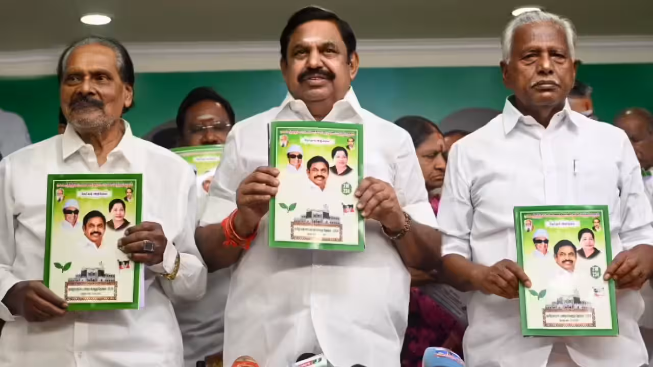 TN Polls | మేనిఫెస్టో విడుదల చేసి అన్నాడీఎంకే.. పురుషులకు బస్ ఫ్రీ, మహిళలకు స్కూటర్లు..!