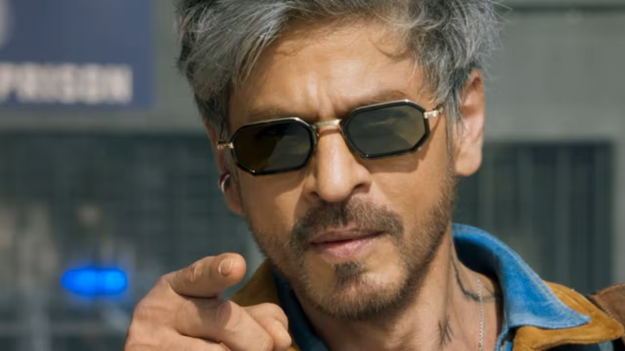 Shah Rukh Khan | వార్ ఎఫెక్ట్ … షారుఖ్ కోసం ముంబైలోనే దుబాయ్ ఎడారి సెట్
