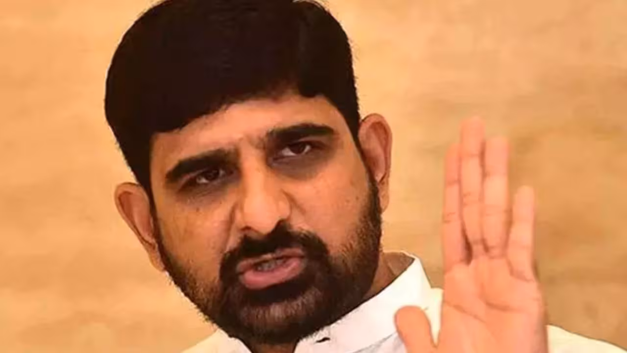 Paadi Koushik Reddy | ఎన్ని నోటీసులిచ్చినా వెనక్కి తగ్గను: పాడి కౌశిక్ రెడ్డి