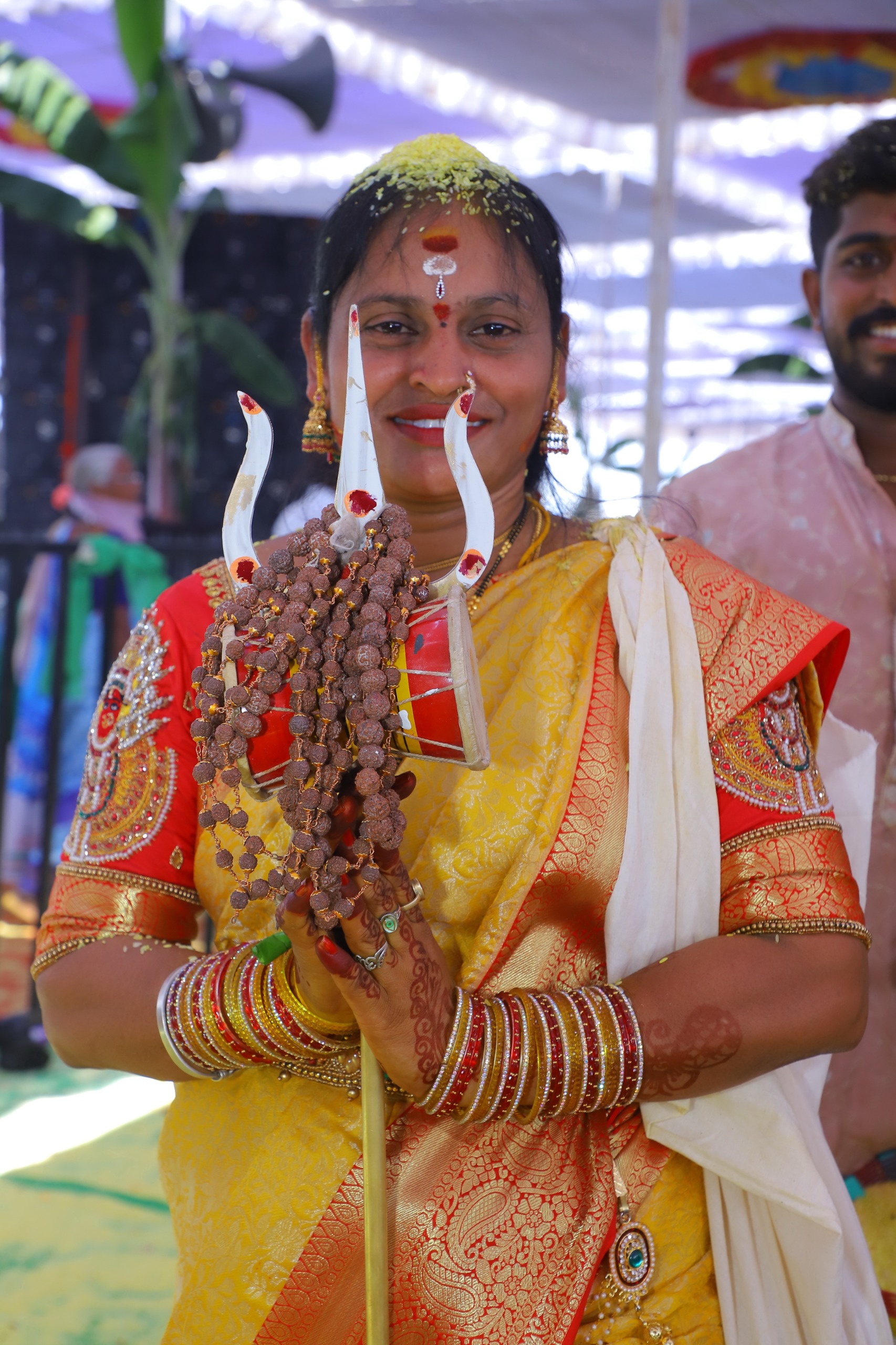 త్రిశూలంతో జోగిని