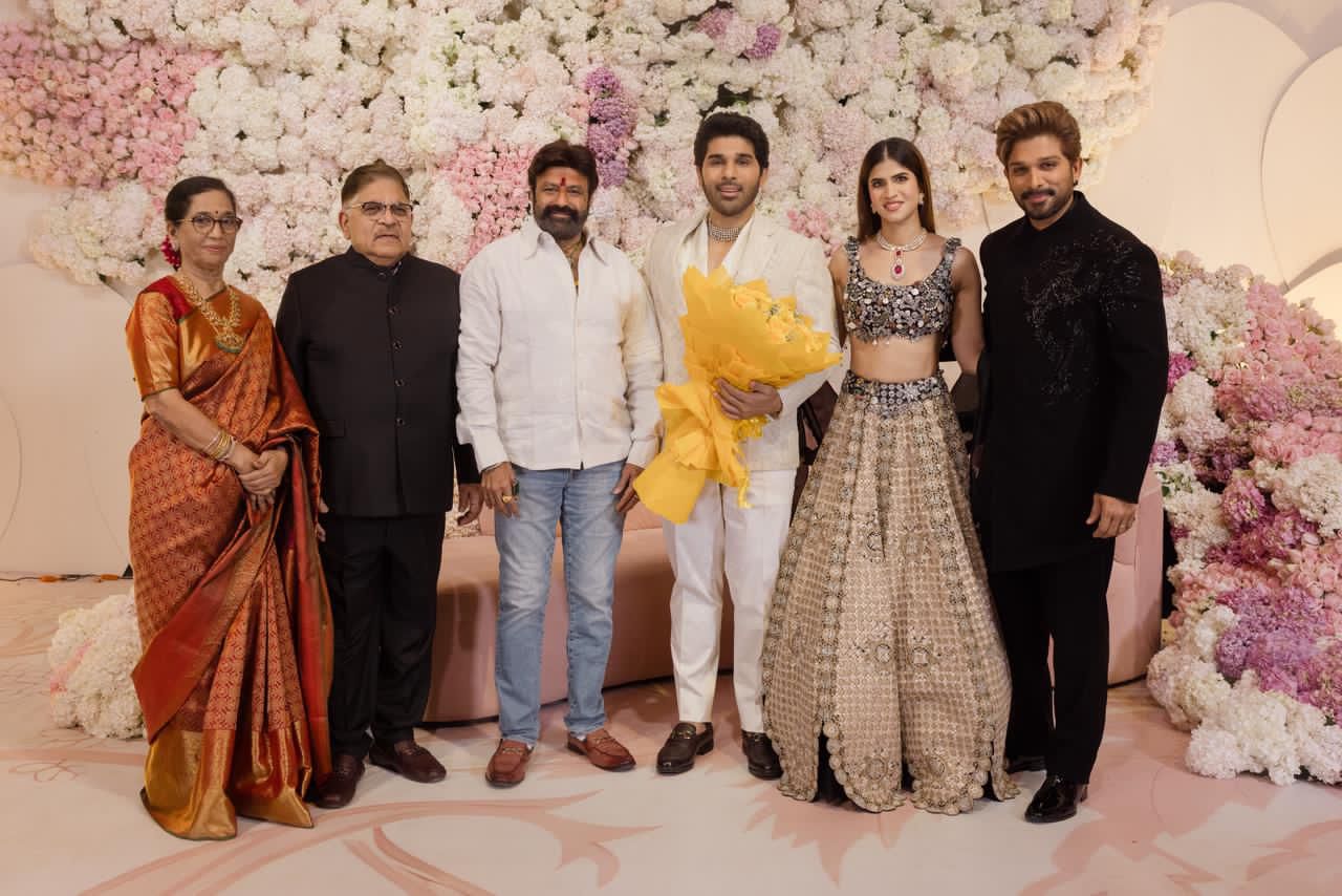 Allu Sirish | అల్లు శిరీష్, నయనిక ప్రీ వెడ్డింగ్ రిసెప్షన్ – టాలీవుడ్ స్టార్స్ సందడి - Image 2