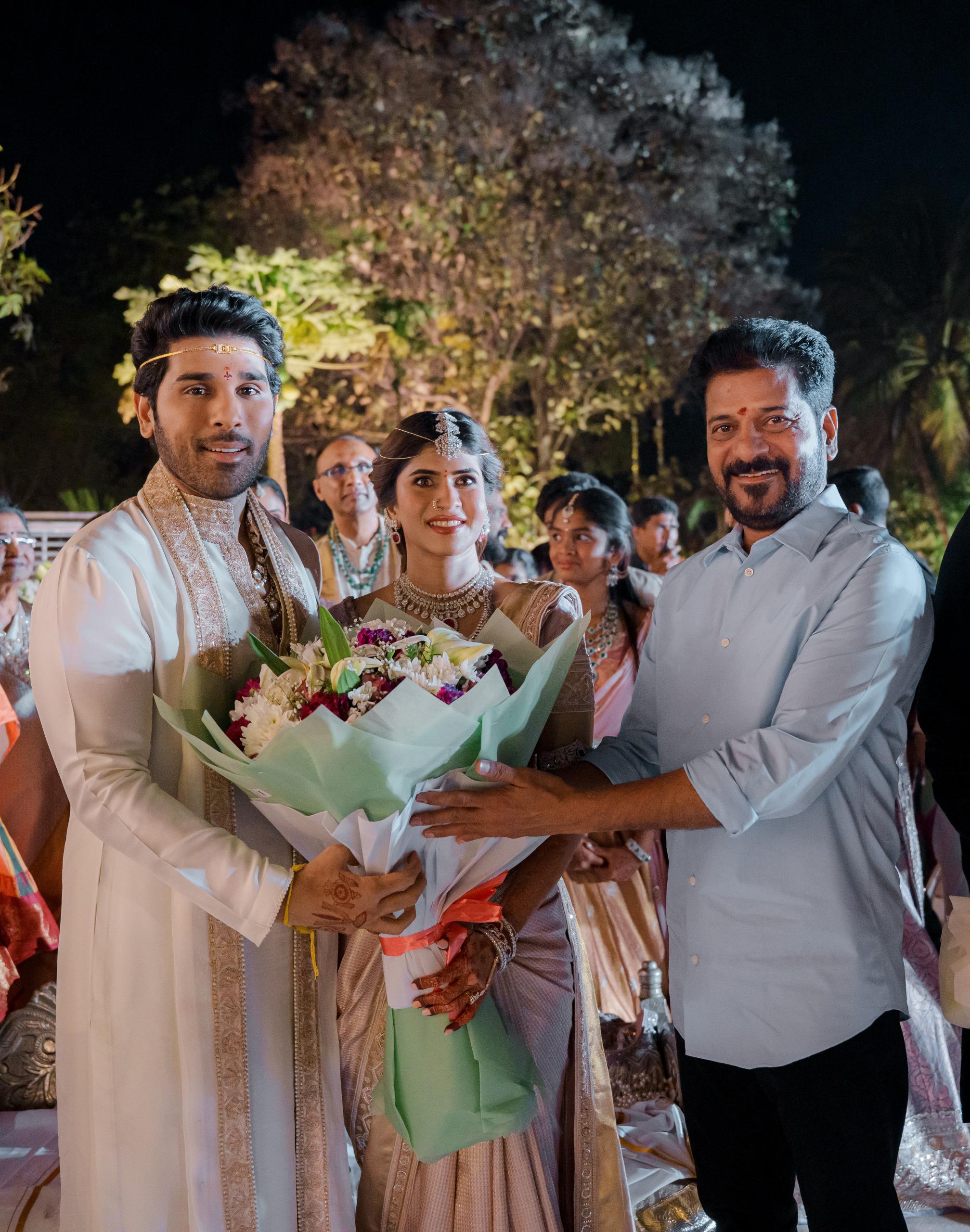 అల్లు శిరీష్ పెళ్లికి సీఎం రేవంత్ రెడ్డి హాజరయ్యారు.
