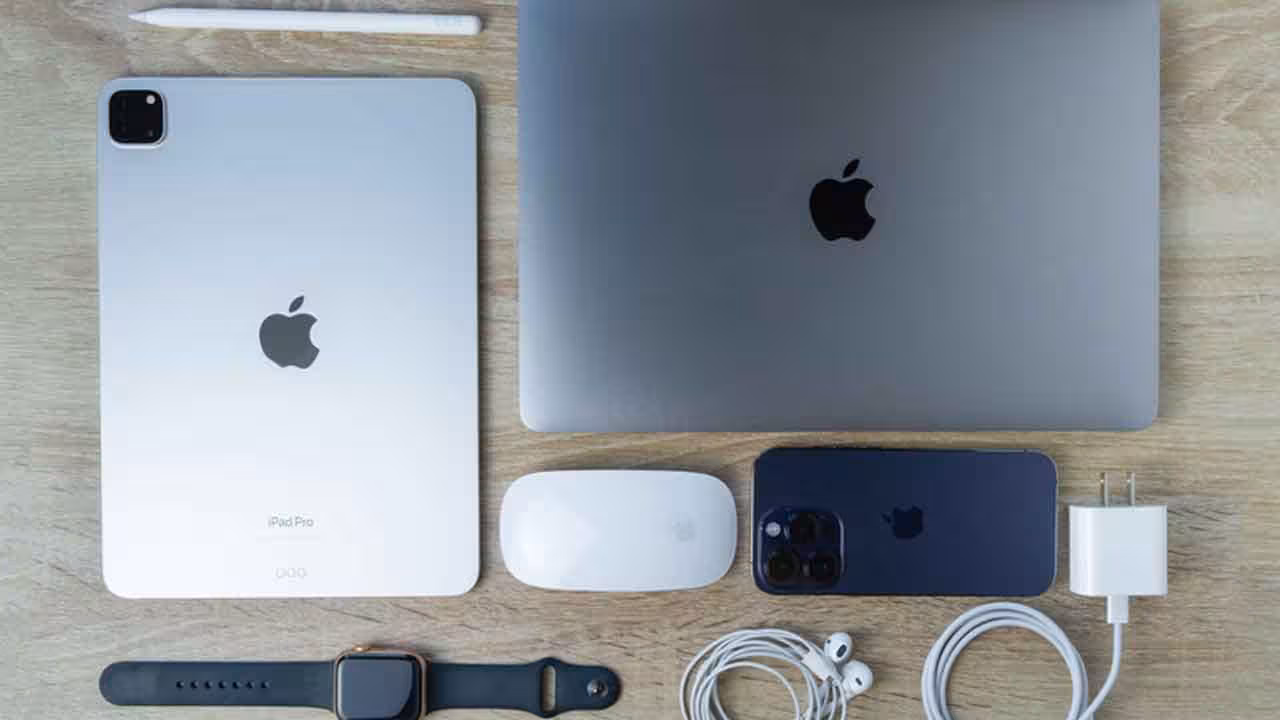 Apple Devices | యాపిల్ డివైస్ల యూజర్లకు భారత ప్రభుత్వం హెచ్చరిక.. పొంచి ఉన్న హ్యాకింగ్ ముప్పు..