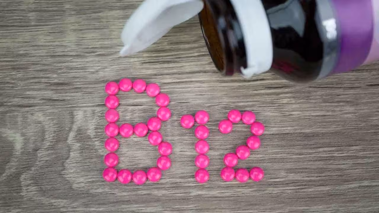 Vitamin B12 Supplements | విటమిన్ బి12 సప్లిమెంట్లను రోజూ తీసుకోవచ్చా..? నిపుణులు ఏమంటున్నారు..?