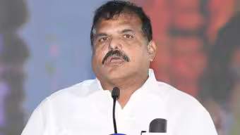 Botsa Satyanarayana | బొత్సకు అస్వస్థత - అసెంబ్లీలోనే వైద్య పరీక్షలు