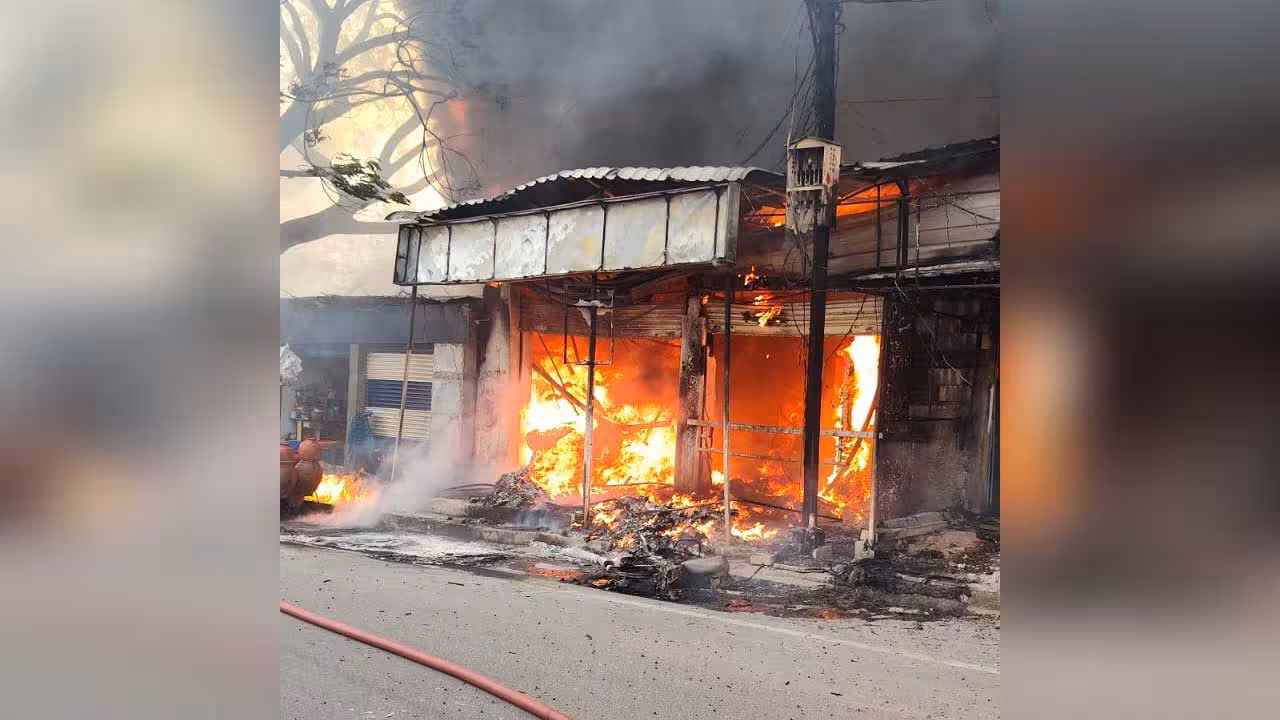Fire Accident | హైదరాబాద్ నగరంలో మరో భారీ అగ్నిప్రమాదం
