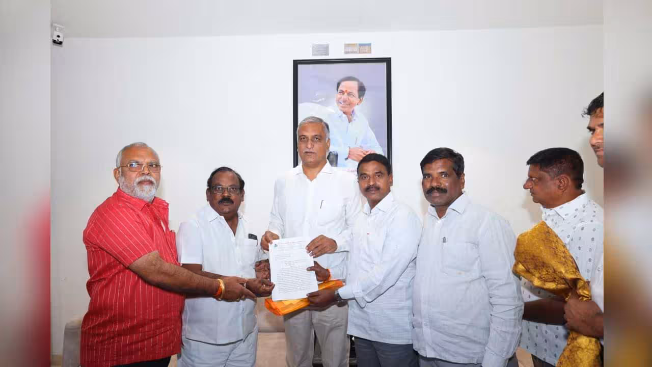 Harish Rao | ఆర్టీసీ కార్మికుల పక్షాన అసెంబ్లీలో గళమెత్తుతా : మాజీ మంత్రి హరీశ్ రావు