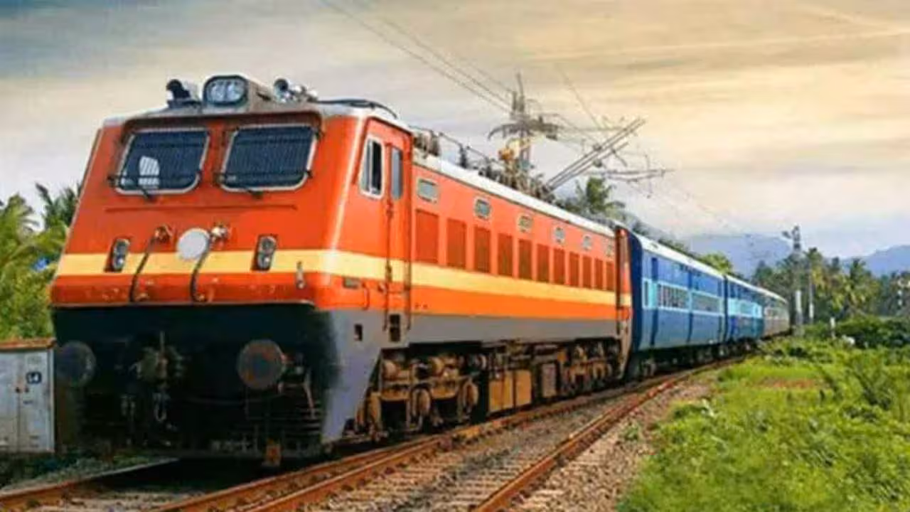 Indian Railways | ఆ మూడు ప్రత్యేక రైళ్లు.. ఇక సాధారణ రైళ్లు..