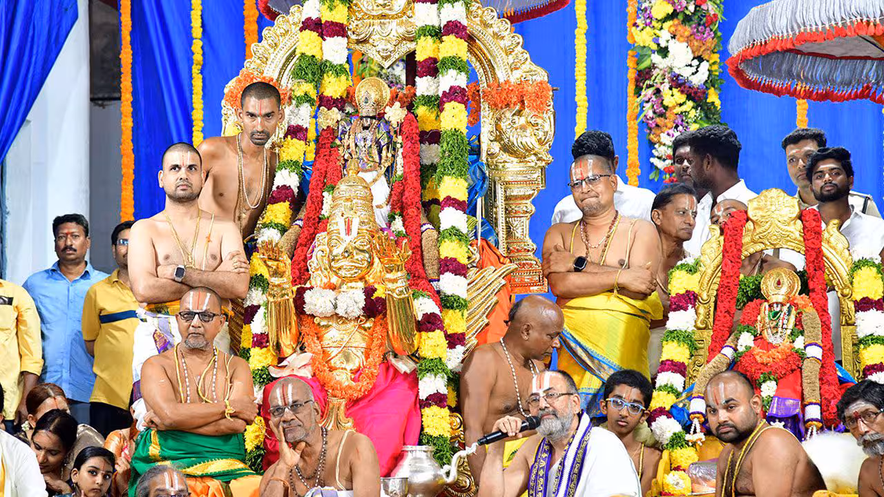 Sri Rama Navami | రామయ్య కల్యాణానికి ముస్తాబైన భద్రాచలం..
