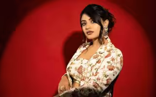 Nayan Sarika | మోడ్రన్ లుక్లో మెరిసిపోయిన నయన్