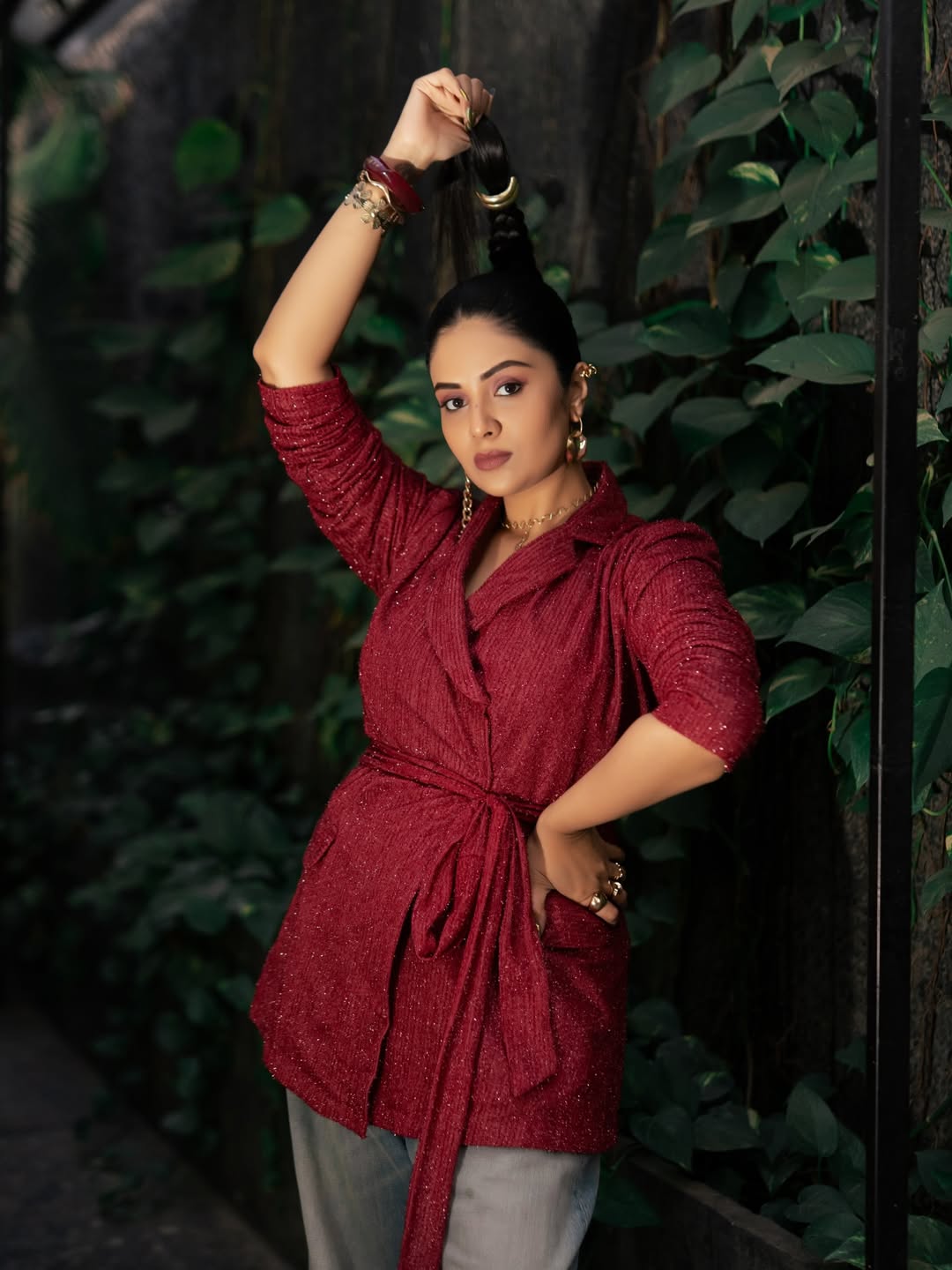 ఓ వైపు టీవీ షోస్ చేస్తూనే సినిమాల్లో కూడా నటిస్తోంది శ్రీముఖి.