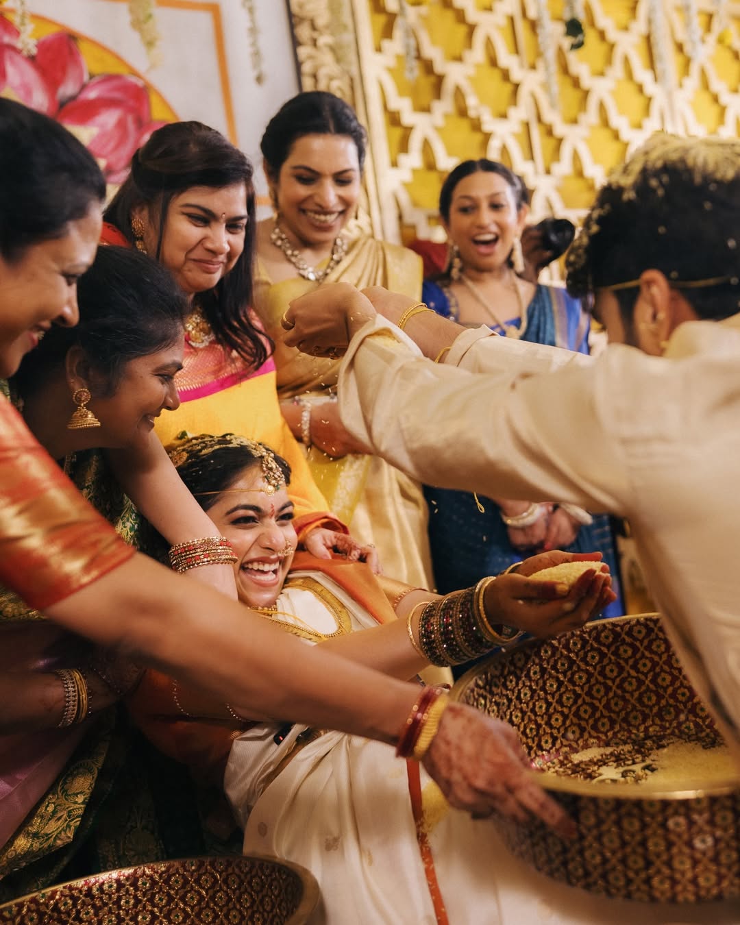 Punarnavi Bhupalam | పెళ్లి ఫొటోలు షేర్ చేసిన బిగ్బాస్ బ్యూటీ - Image 1