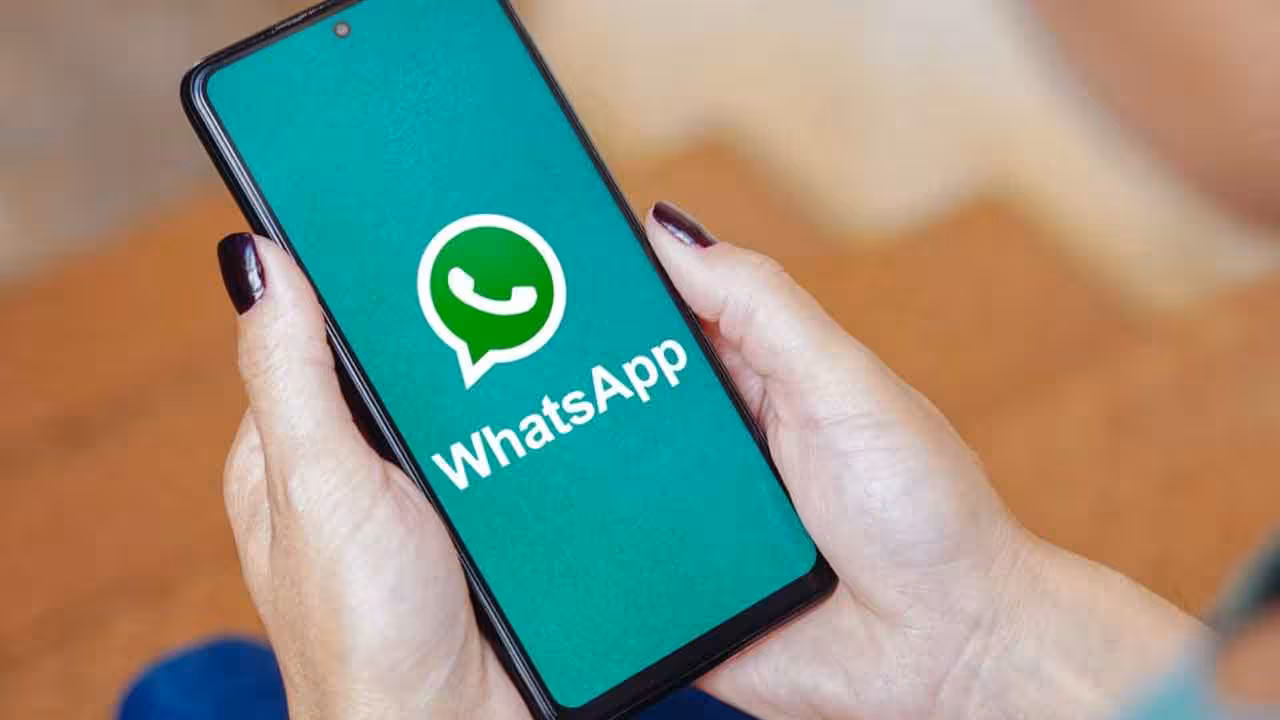Whatsapp | వాట్సాప్లో వస్తున్న ఆటో డిలీట్ ఫీచర్.. ఇక మెసేజ్లు చదివిన వెంటనే డిలీట్ అవుతాయి..