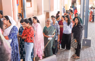 Assembly Elections 2026 | అసెంబ్లీ ఎన్నికలు 2026: అస్సాం, కేరళ, పుదుచ్చేరిలలో భారీ పోలింగ్.. రికార్డు స్థాయి ఓటింగ్ నమోదు