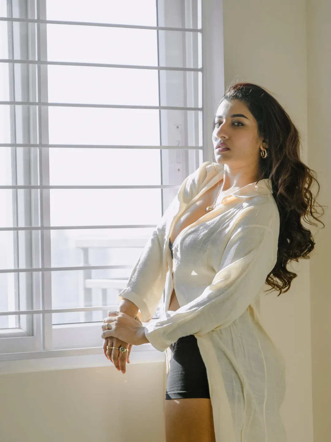 vishnu priya | బోల్డ్ ఫొటోలతో విష్ణుప్రియ హాట్ ట్రీట్ - Image 7