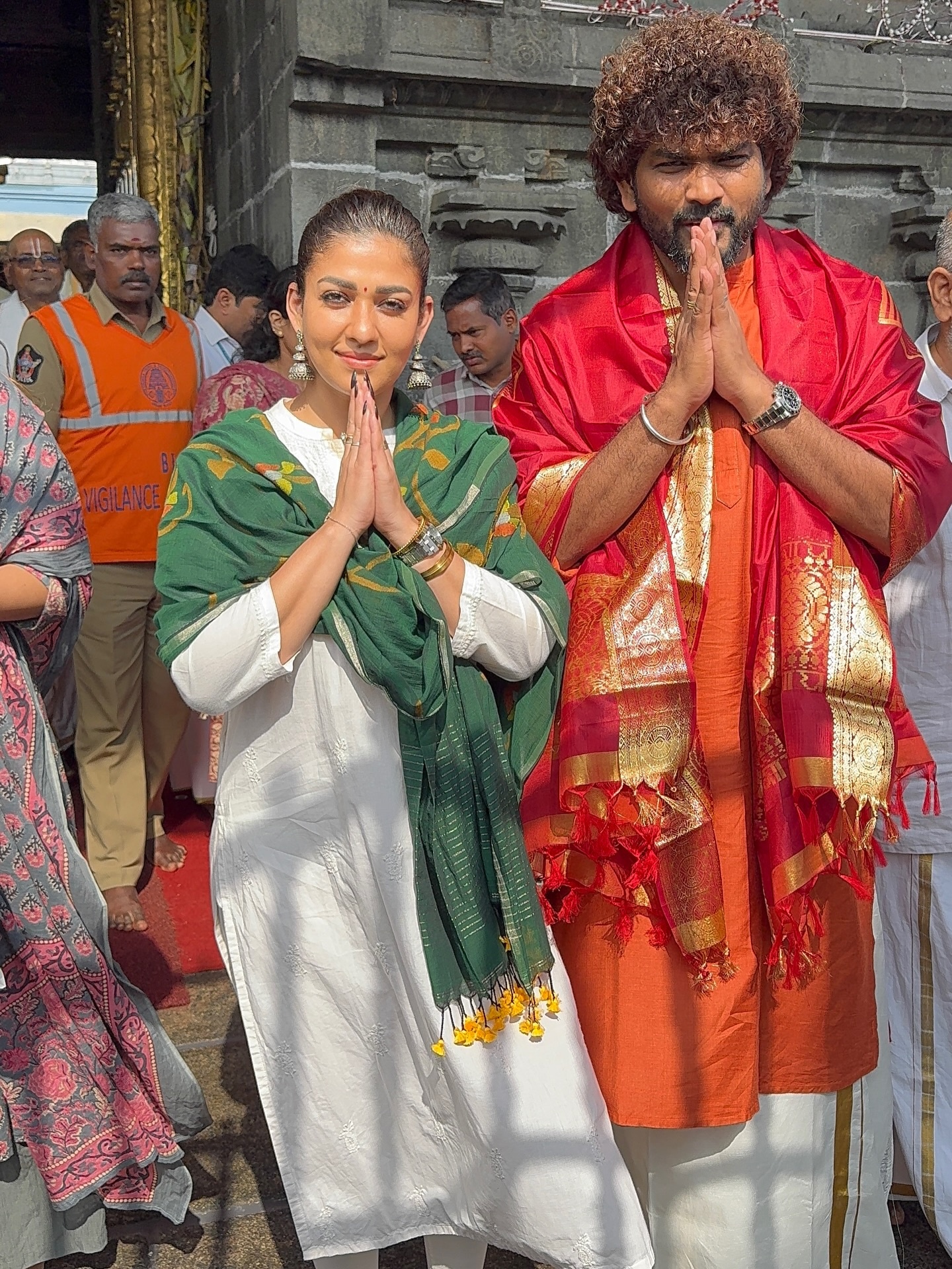 ఈ రొమాంటిక్ కామెడీ మూవీకి నయనతార భర్త విఘ్నేష్ శివన్ దర్శకత్వం వహించారు.