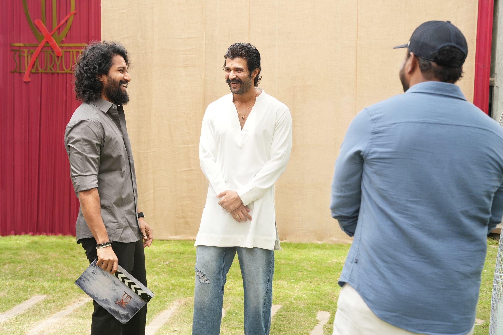 హాయ్ నాన్న తర్వాత శౌర్యువ్ దర్శకత్వం వహిస్తున్న సినిమా ఇది. మైథలాజికల్ ఎలిమెంట్స్తో సాగే యాక్షన్ రివేంజ్ డ్రామాగా ఈ సినిమా రూపొందనున్నట్లు సమాచారం.