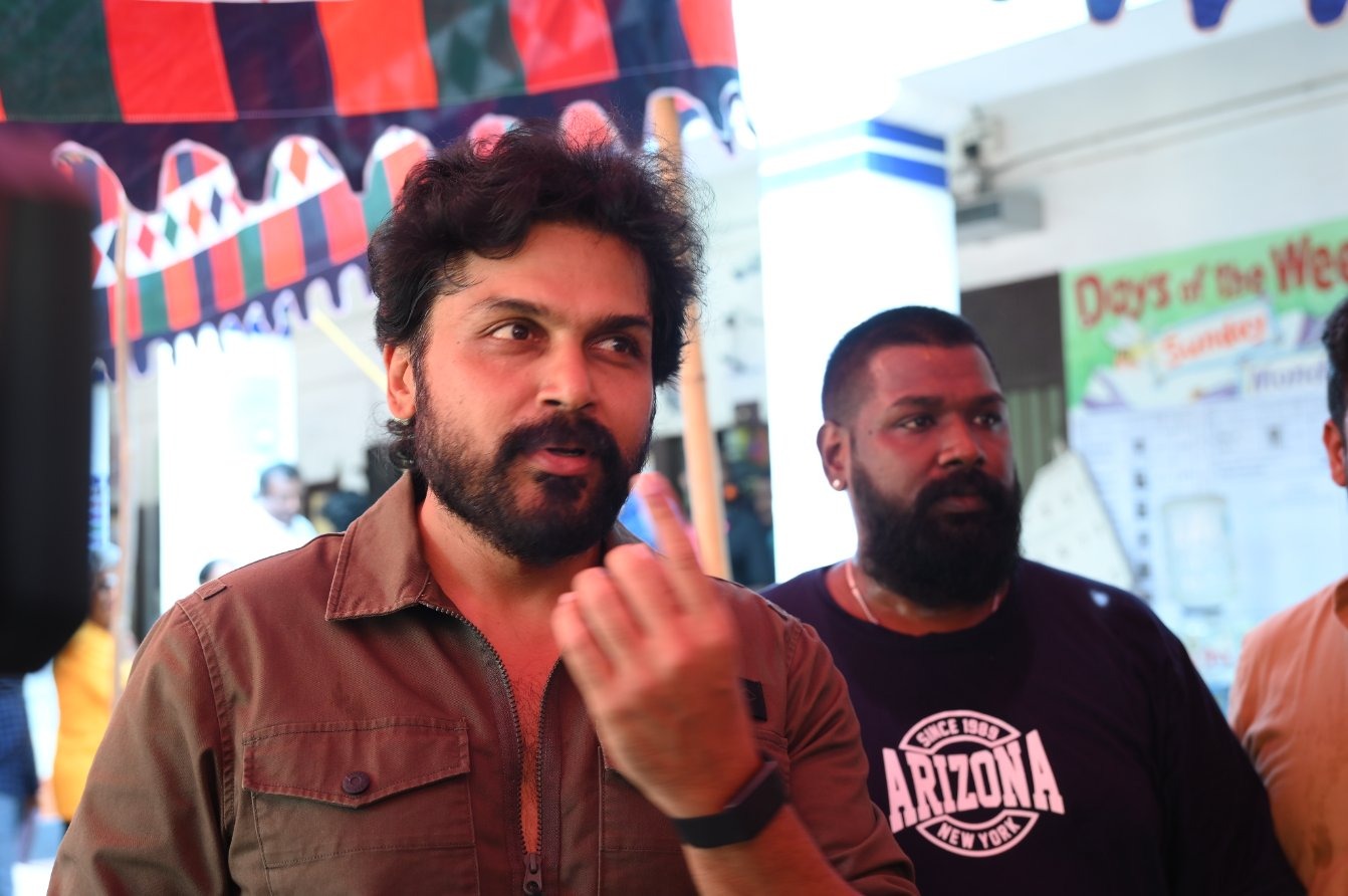 TN Election | తమిళనాడు అసెంబ్లీ ఎన్నికలు – ఓటేసిన సెలిబ్రిటీలు - Image 10