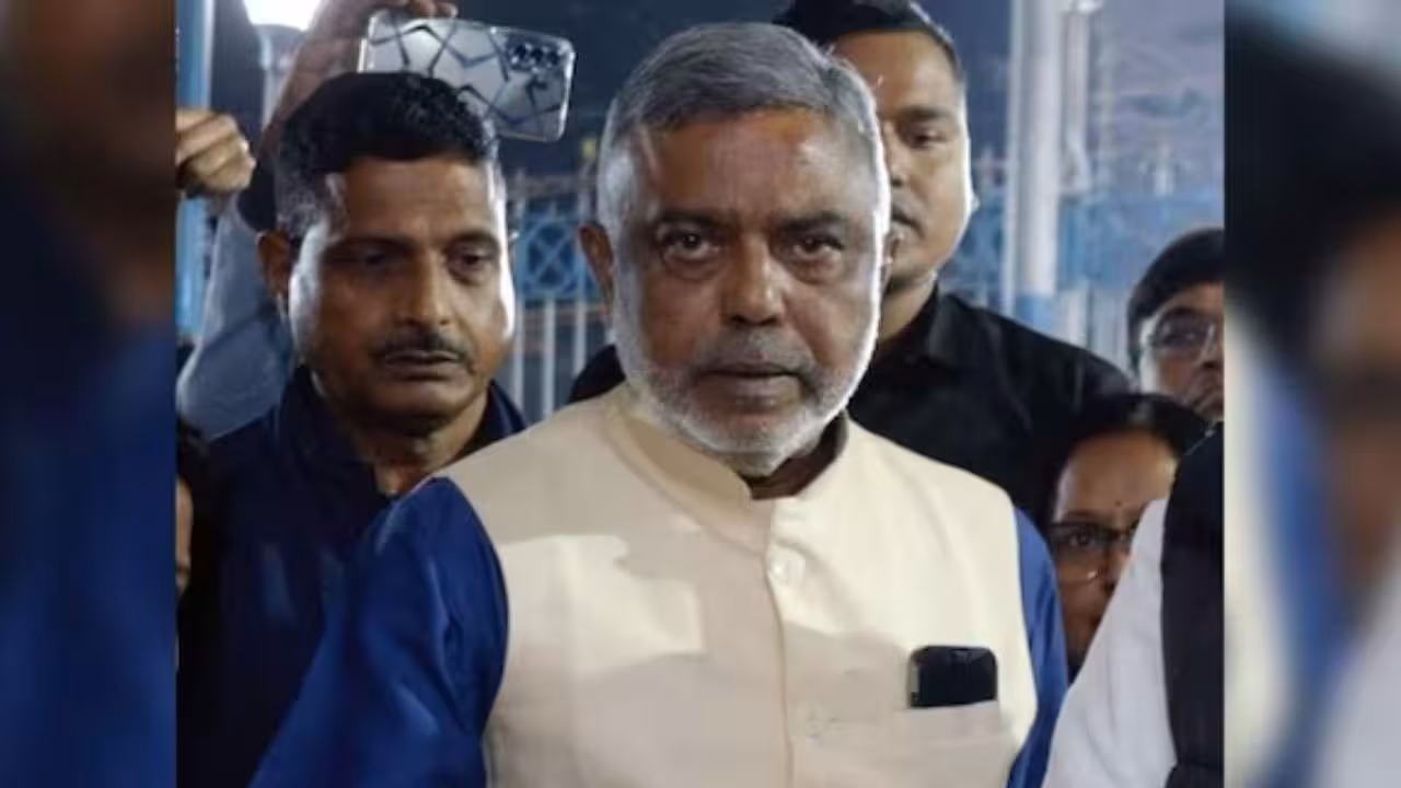 IT Rraid | ఎన్నికల వేళ టీఎంసీకి షాక్.. ఎమ్మెల్యే ఇంటిపై ఐటీ దాడులు..!