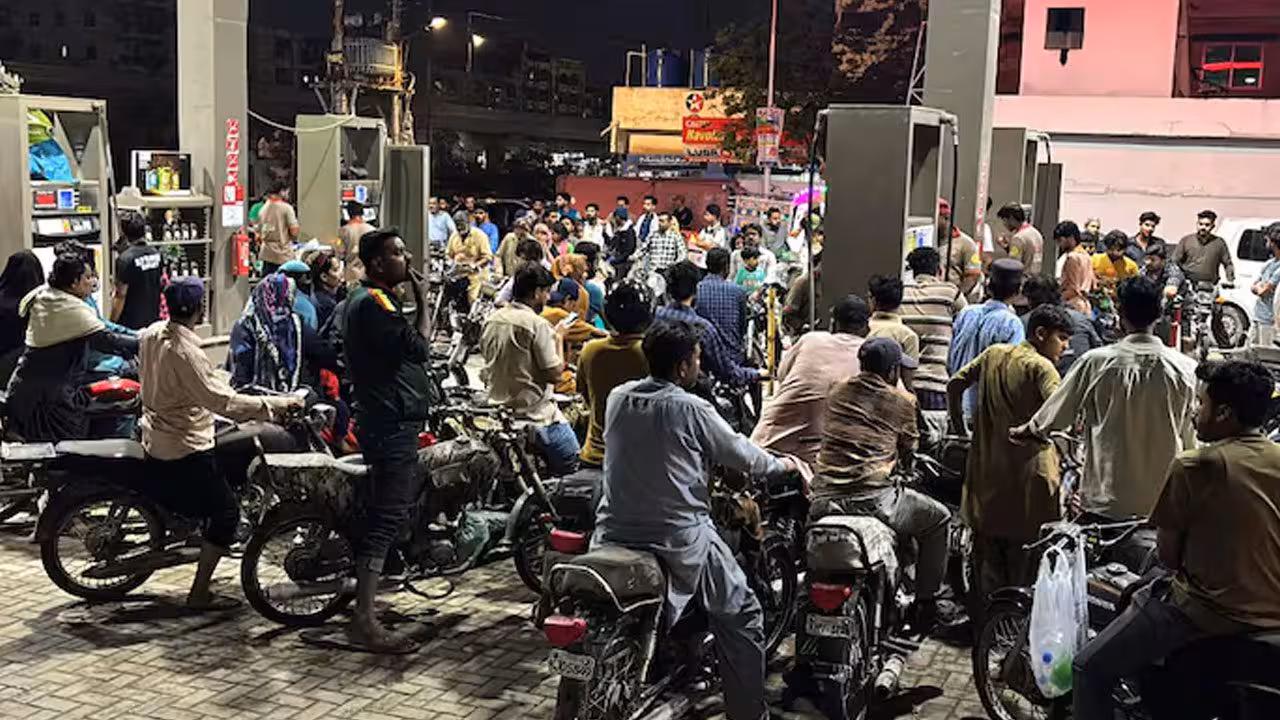 Petrol Diesel Prices | వాహనదారులకు చుక్కలే.. పెట్రోల్, డీజిల్ ధరలు రెండితలు