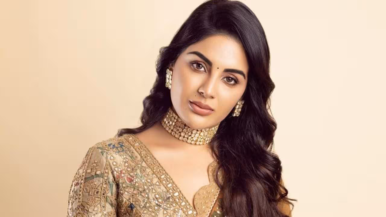 Samyuktha | వరుస ప్రాజెక్టుల్లో బిజీబిజీ.. సోలో బ్లాక్బస్టర్ హిట్ కోసం సంయుక్త ఎదురుచూపులు..!