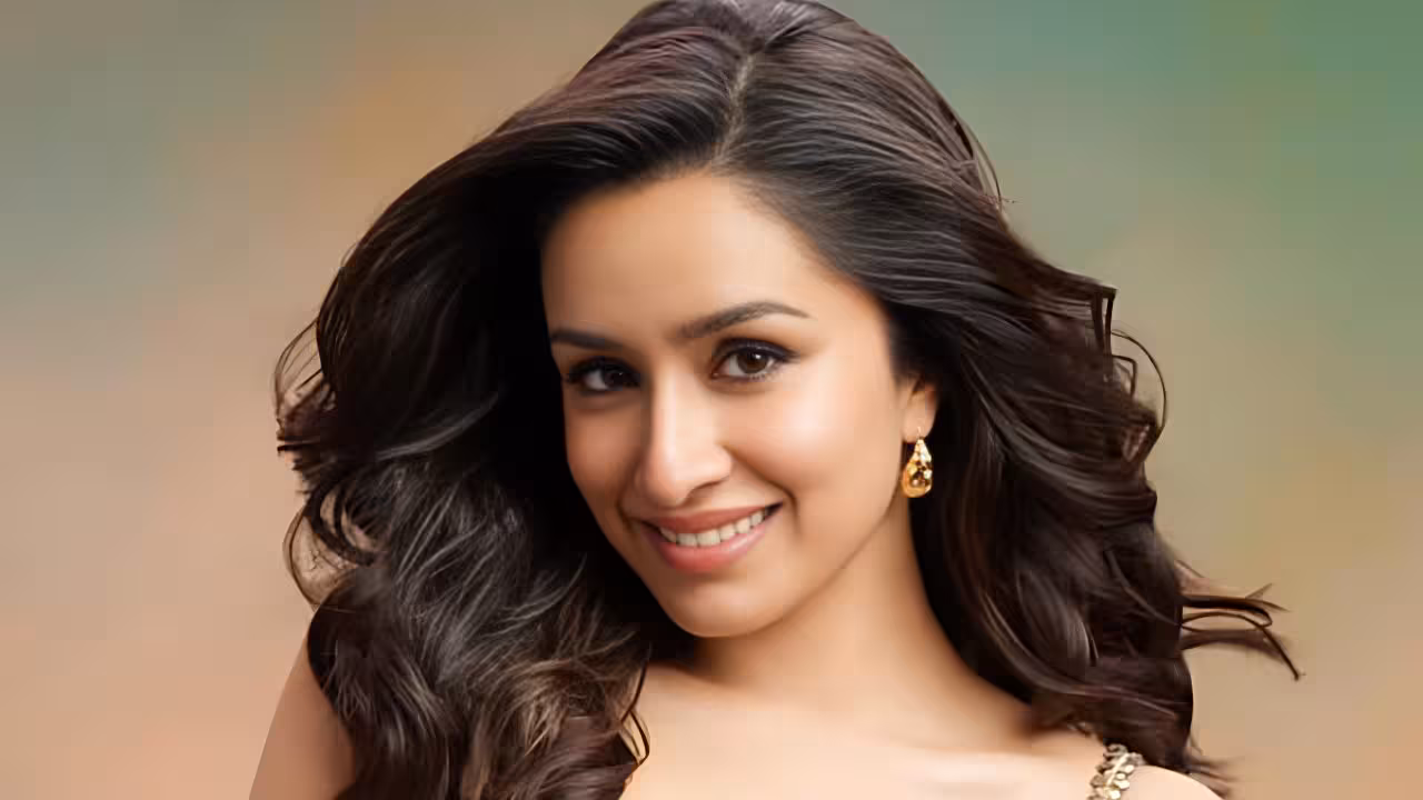 Shraddha Kapoor | సీనియర్ హీరోకు జోడీగా శ్రద్ధా కపూర్.. ఏజ్ గ్యాప్పై సోషల్ మీడియాలో చర్చ..!