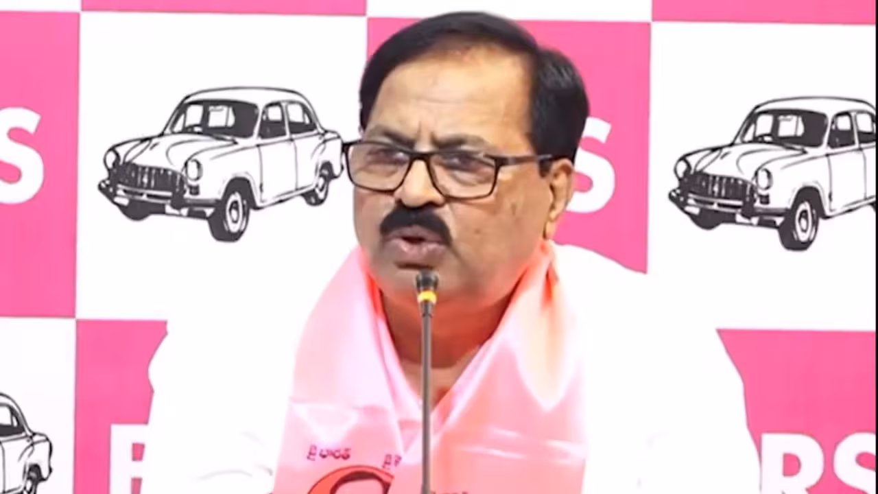 Devi Prasad | కాంగ్రెస్ ప్రభుత్వానికి రిటైర్డ్ ఉద్యోగుల ఉసురు తగుల్తది: ఉద్యోగ సంఘాల జేఏసీ మాజీ నేత దేవీ ప్రసాద్