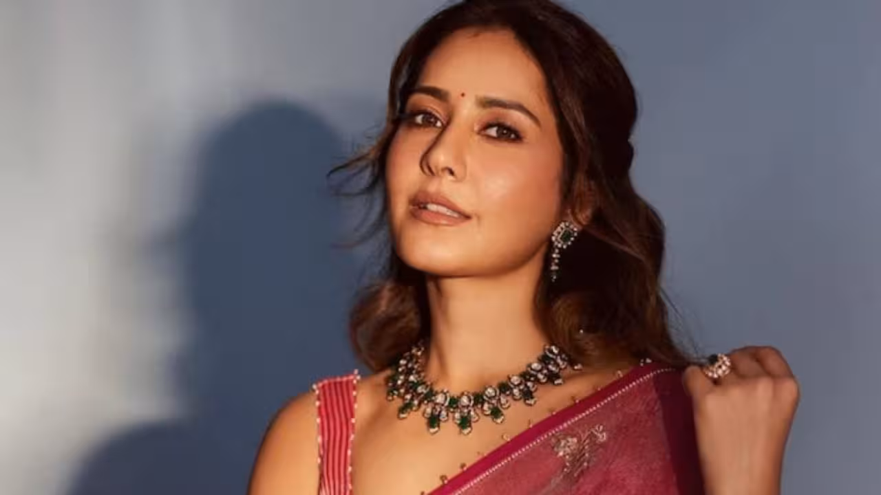 Raashii Khanna | రాశీఖన్నా డబ్బులు కొట్టేసిన దొంగ – షూటింగ్ సెట్స్లో ఘటన