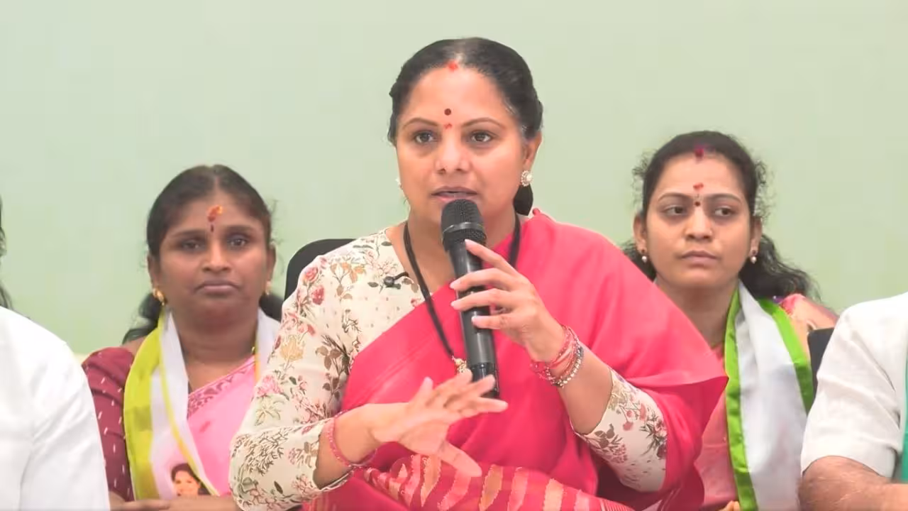 Kalwakuntla Kavitha | 25న కొత్త రాజకీయ శక్తిగా వస్తున్నాం: కవిత