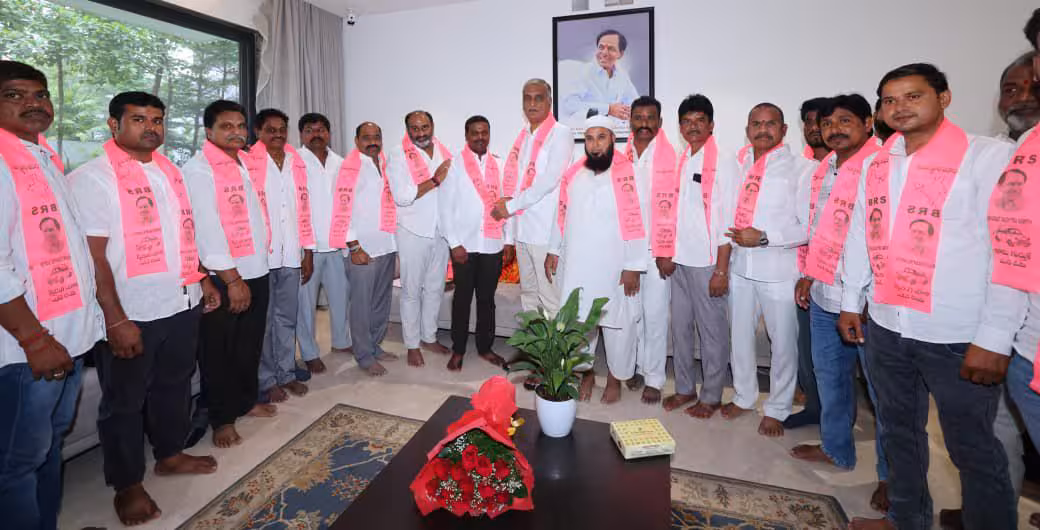 Harish Rao | సోషల్ మీడియా వేదికగా ప్రభుత్వ మోసాలను ఎండగట్టాలి: హరీశ్రావు