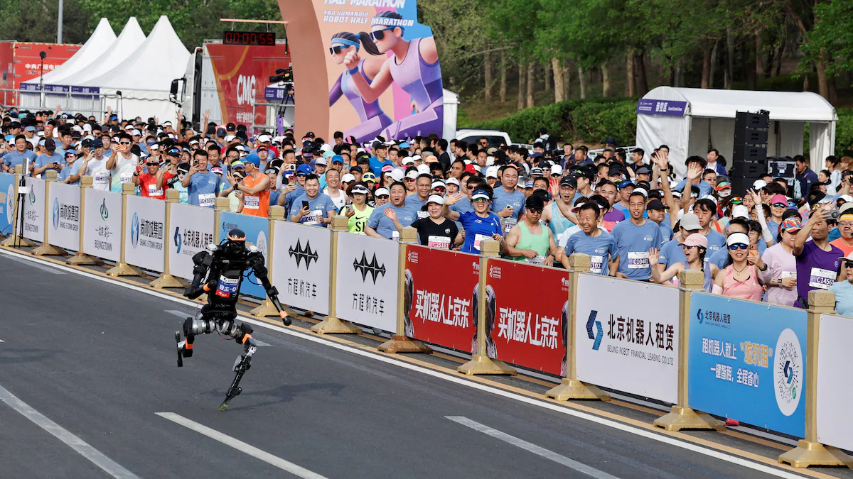 Chinese Humanoid Robots Outrun Humans in Beijing Half-Marathon