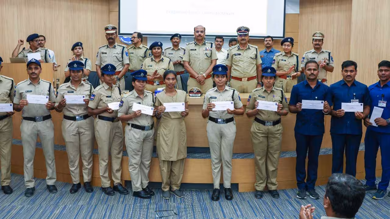 DGP Shivdhar Reddy | రాంగ్ సైడ్ డ్రైవింగ్ చేసే వారిపై కఠిన చర్యలు : డీజీపీ శివధర్ రెడ్డి