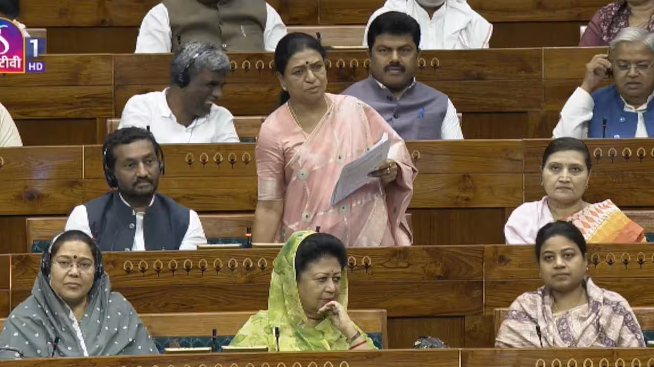 DK Aruna | అధ్యక్షా.. జై తెలంగాణ.. లోక్సభలో డీకే అరుణ నినాదం