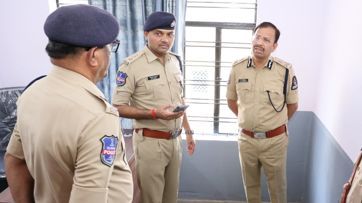 Make Hyderabad Adulteration-Free CP VC Sajjanar Reviews H-FAST Operations Warns Adulterators