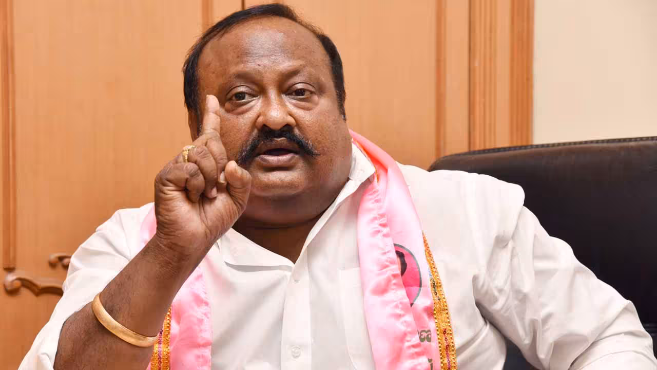 Katanapalli Municipality | క్యాతనపల్లి మున్సిపల్ చైర్మన్, వైస్చైర్మన్ ఎన్నిక.. మంత్రి వివేక్ ప్రజాస్వామ్యాన్ని కాపాడాలి: గంగుల కమలాకర్