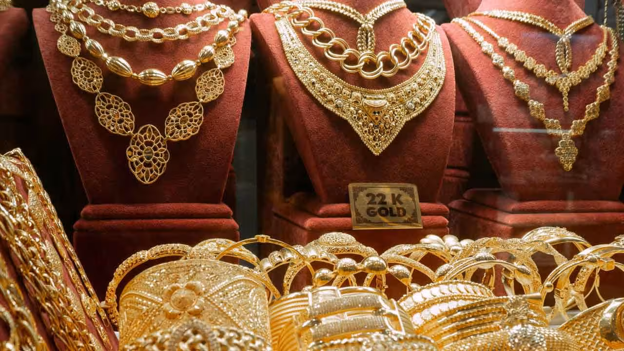 Gold And Silver Prices Today | స్వల్పంగా పెరిగిన బంగారం ధరలు.. వారం నుంచి పాజిటివ్ ట్రెండ్..