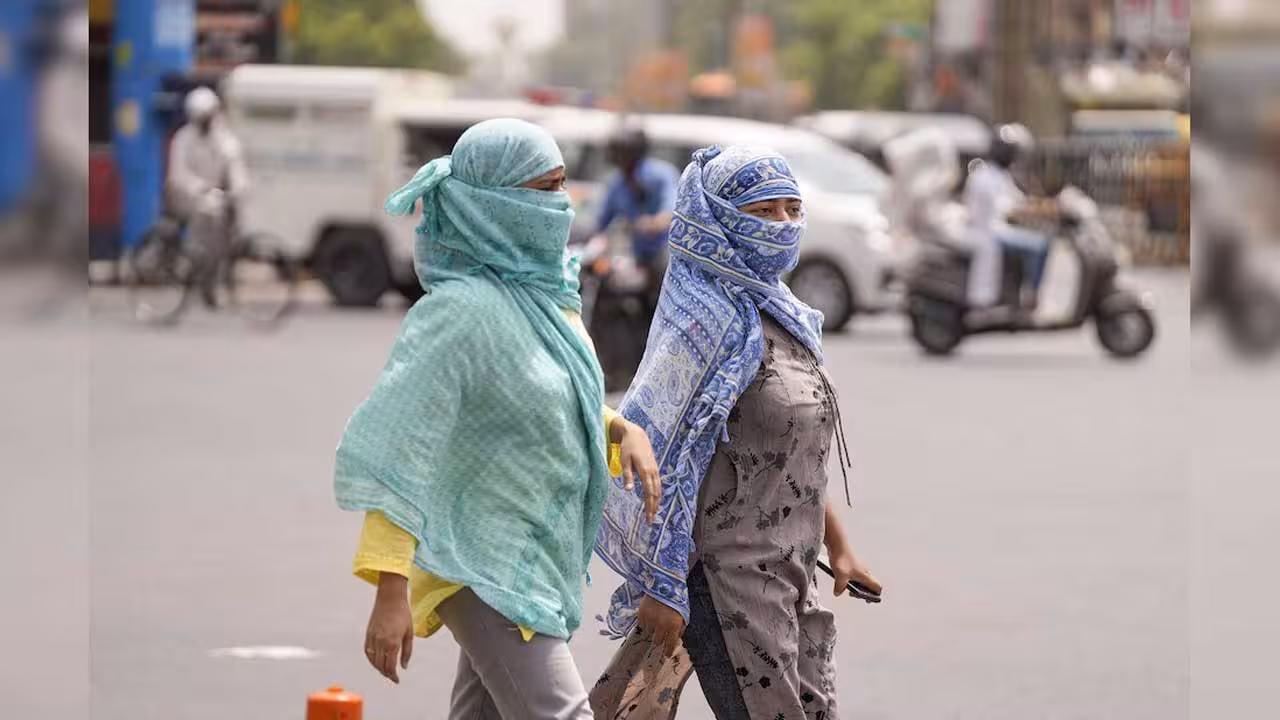 Heat Wave | ఏప్రిల్ 16 వరకు ఎండలే ఎండలు.. తెలంగాణకు ఆరెంజ్ అలర్ట్ జారీ