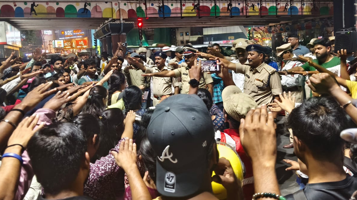 Let us Build an Ambulance-Free Road System Cyberabad CP M Ramesh Launches Arrive Alive Campaign