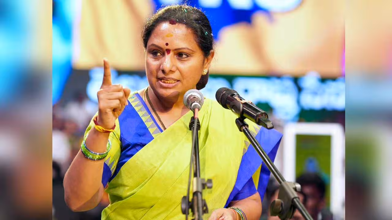 Kalvakuntla Kavitha | రేవంత్ను కర్కోటకుడు అనాలంటే బాధ అనిపిస్తుంది : కవిత