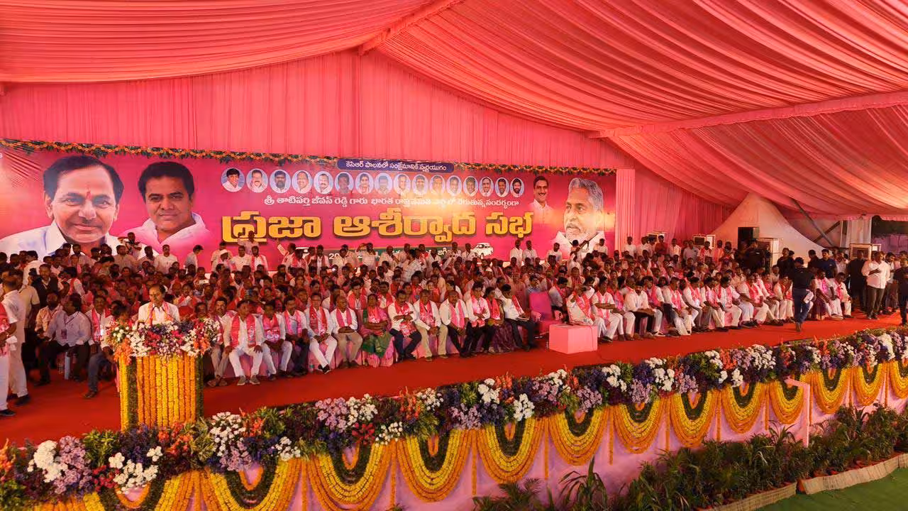 KCR | రేపోమాపో మోటార్లకు మీటర్లు..! యుద్ధం చేద్దామా..!! రైతన్నలకు కేసీఆర్ పిలుపు