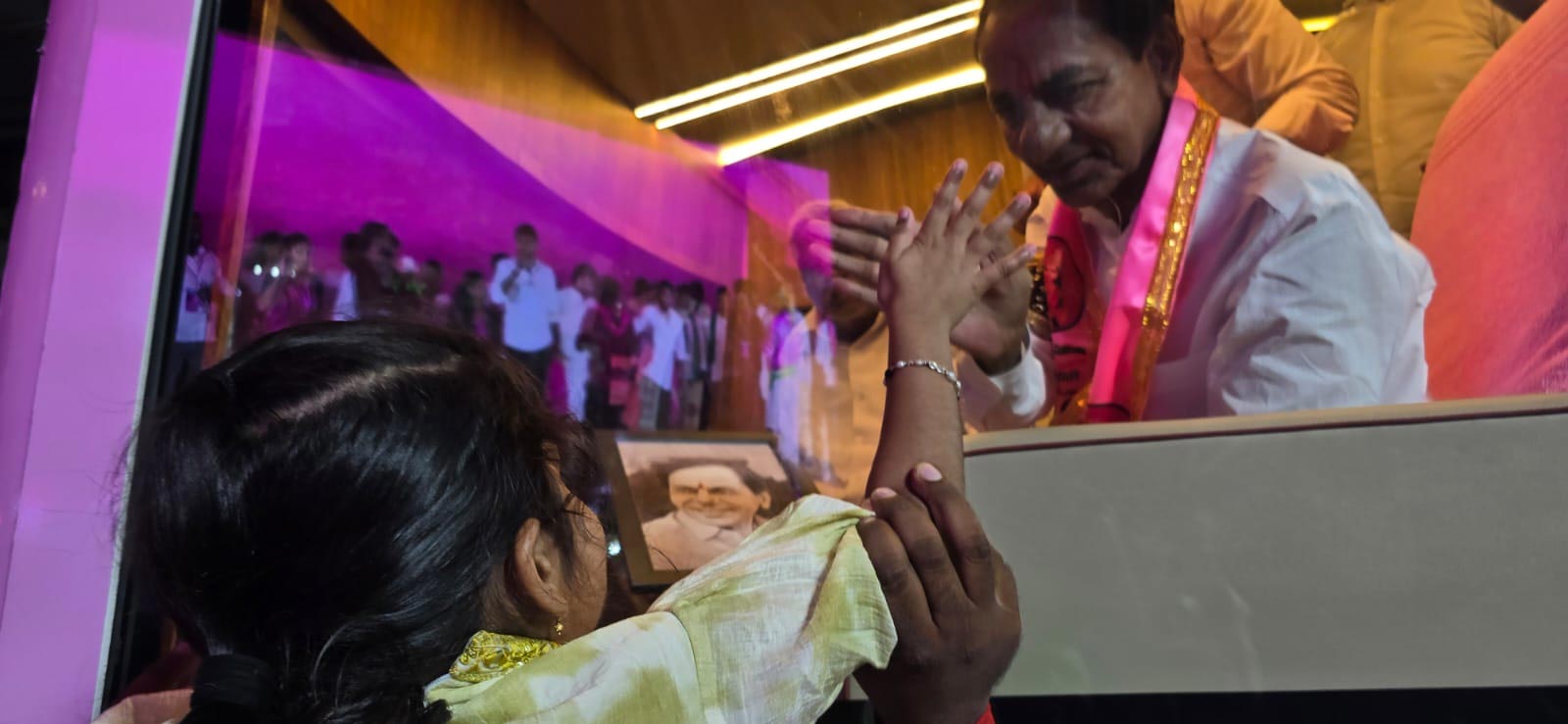 KCR Stops Convoy for a Little Fan in Jagtial Showers Affection on Girl Holding His Portrait