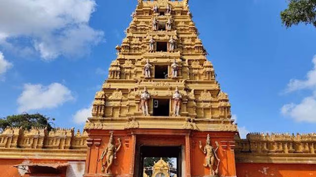 Kondagattu | సౌకర్యాలు లేని చోట కానుకలు ఎందుకు వేయాలి?.. కొండగట్టు హుండీలో లేఖ