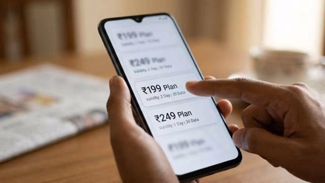 Prepaid Plans | సైలెంట్గా ప్రీపెయిడ్ ప్లాన్ల ధరలను పెంచుతున్న టెలికాం కంపెనీలు..? కారణాలేంటి..?