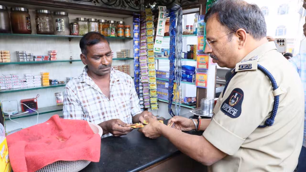 Hyderabad | 500 పాన్ షాపులపై దాడులు.. విద్యార్థుల భవిష్యత్ కోసమే..