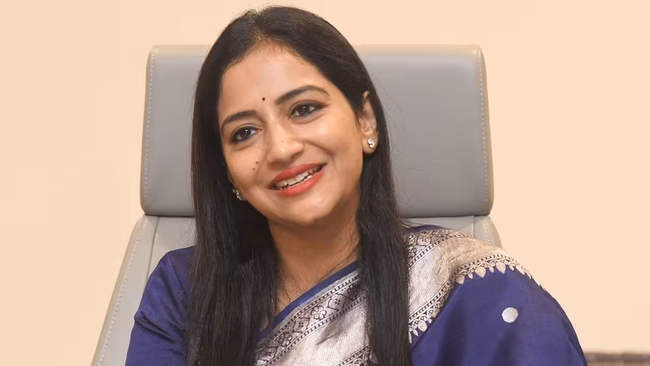 Dr. Preethi Reddy | బీజేపీ కార్యాలయానికి మాజీ మంత్రి మల్లారెడ్డి కోడలు ప్రీతి రెడ్డి.. పార్టీలో చేరికపై చర్చించేందుకేనా?