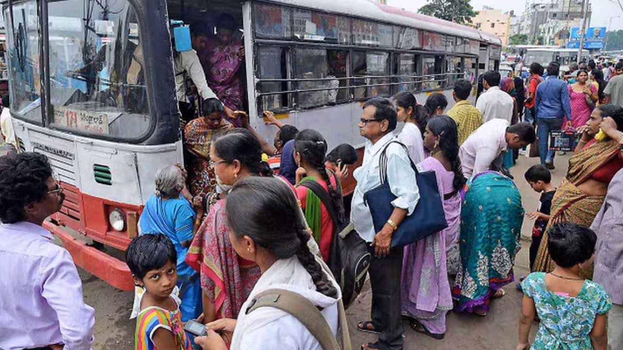 RTC Strike | చర్చలు సఫలం.. బస్సులు రైట్ రైట్..