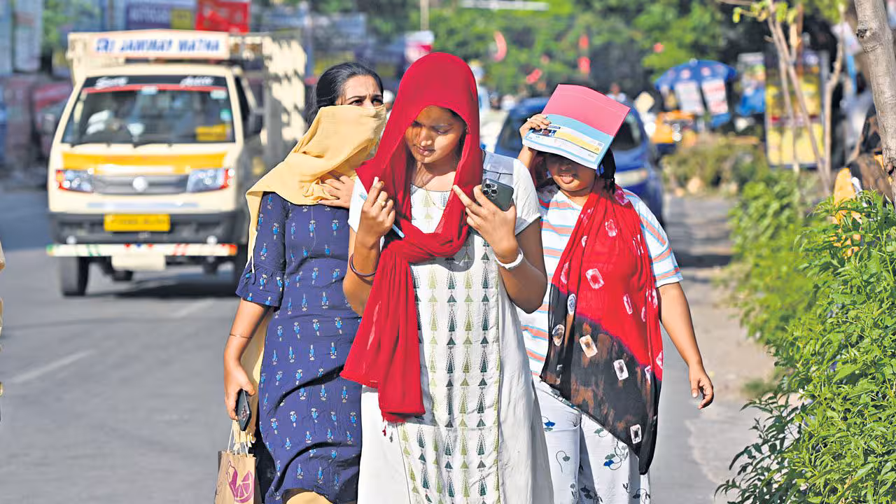 Heat Wave | నేడు ఈ జిల్లాల్లో వడగాల్పులు.. ఎల్లో అలర్ట్ జారీ